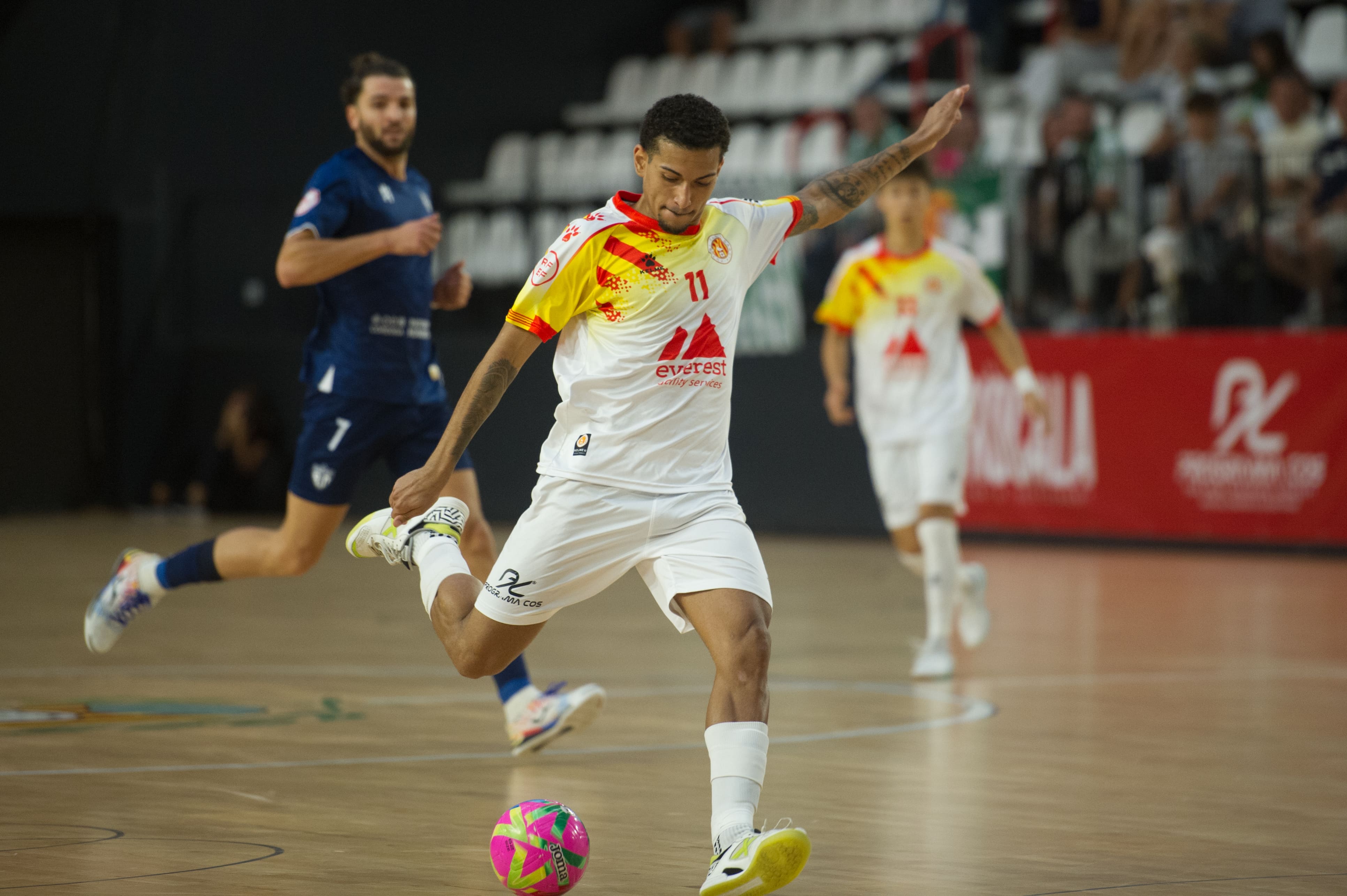 Arribà la primera victòria en el moment precís (2-1) 